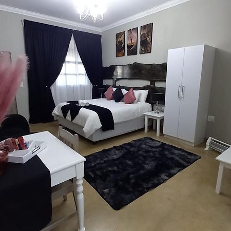 Deo Resta Guest Lodge Piet Retief Exterior foto